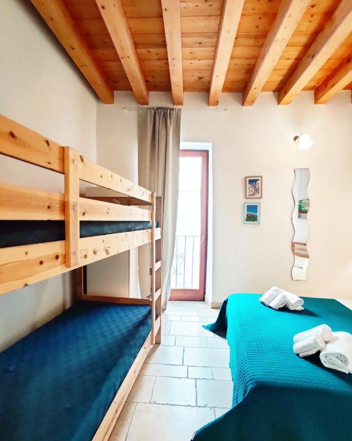 פולינאנו א מארה C'Era Una Volta Apartments מראה חיצוני תמונה