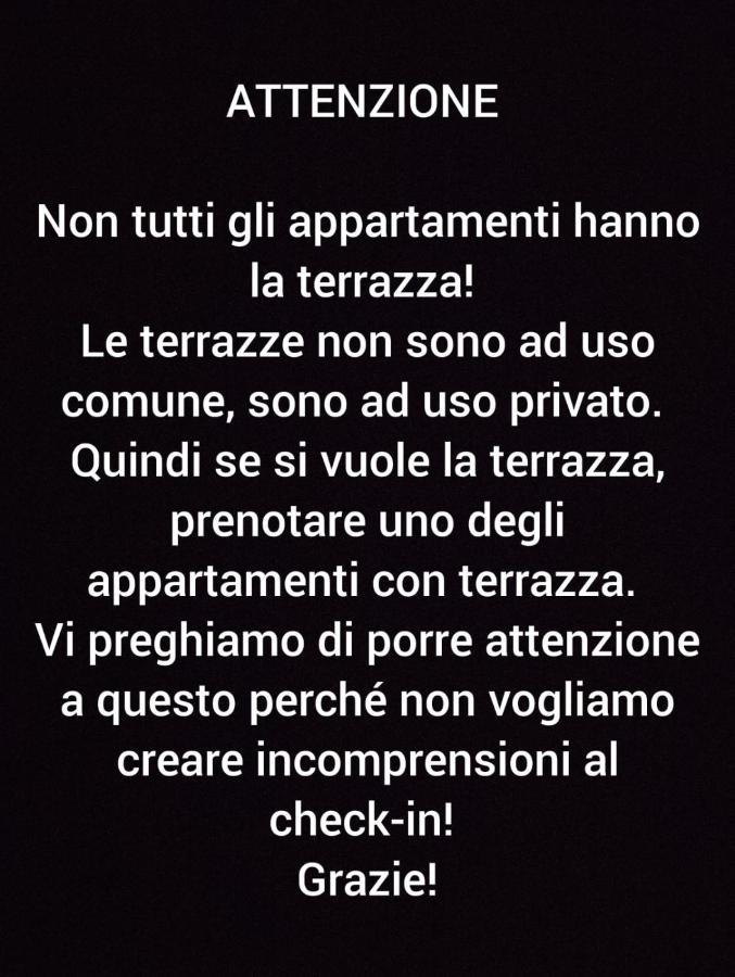 פולינאנו א מארה C'Era Una Volta Apartments מראה חיצוני תמונה